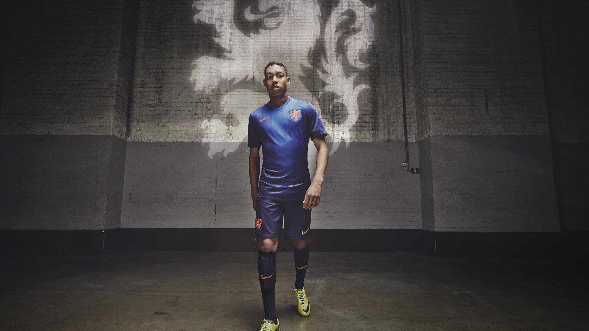 《ApexLegends》新角色“闪电”上线，战术空间扩大