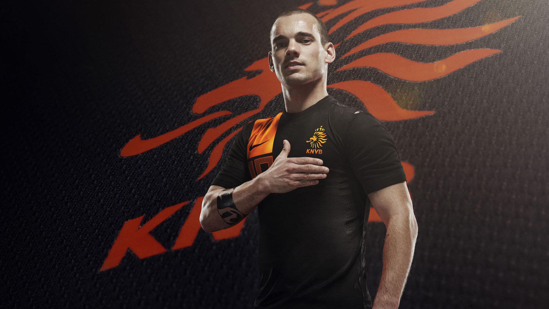 曼联2-2热刺赛后评分：姆贝莫与德利赫特最高，曼联2_1热刺